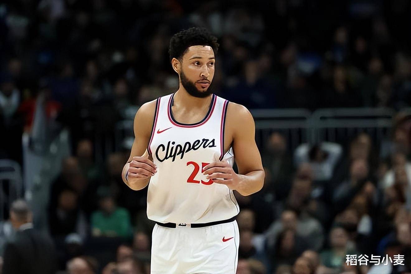 尼克斯完胜波兰男篮，西蒙斯完成帽子戏法