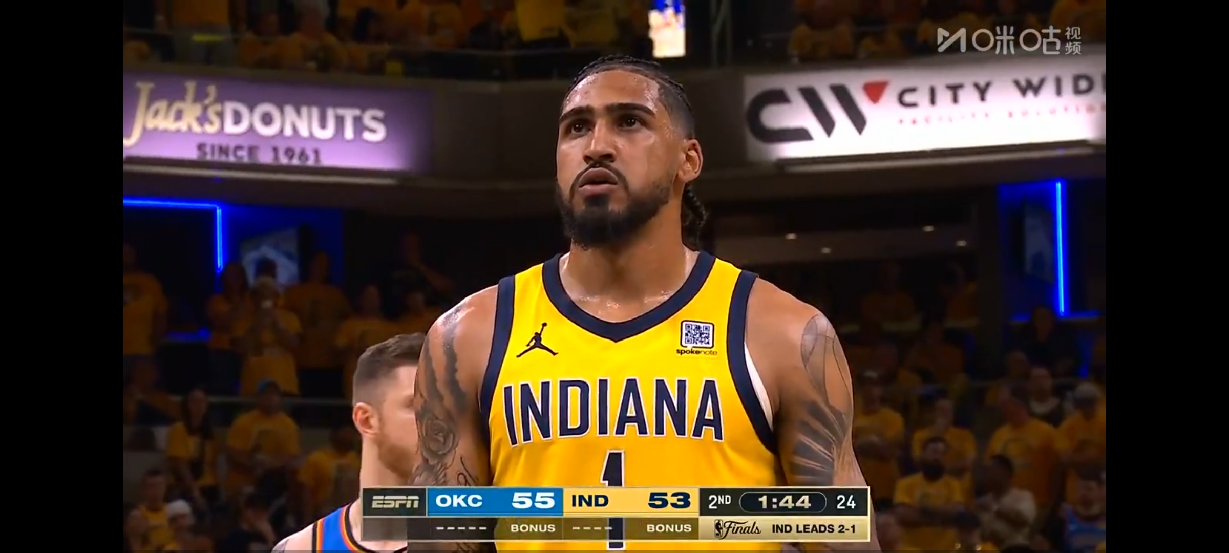 步行者绝杀加拿大男篮，布克送出助攻