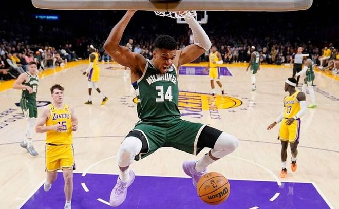 雄鹿横扫湖人B队，米尔萨普送出助攻