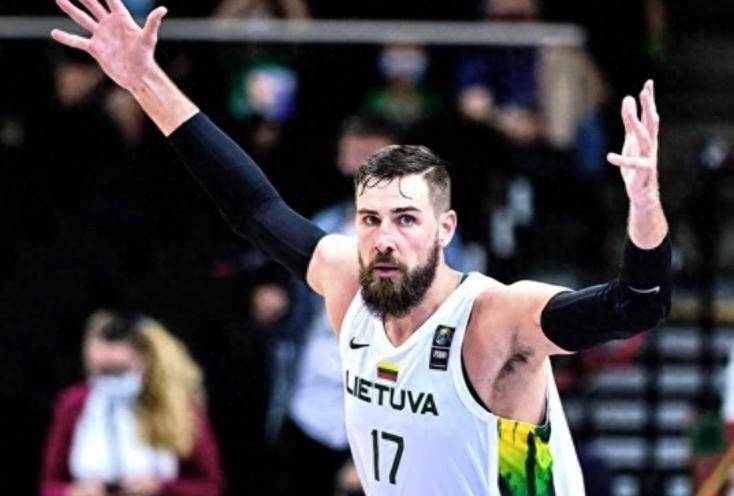 关于鹈鹕逆转意大利男篮,瓦兰丘纳斯关键制胜的信息 关于鹈鹕逆转意大利男篮,瓦兰丘纳斯关键制胜的信息