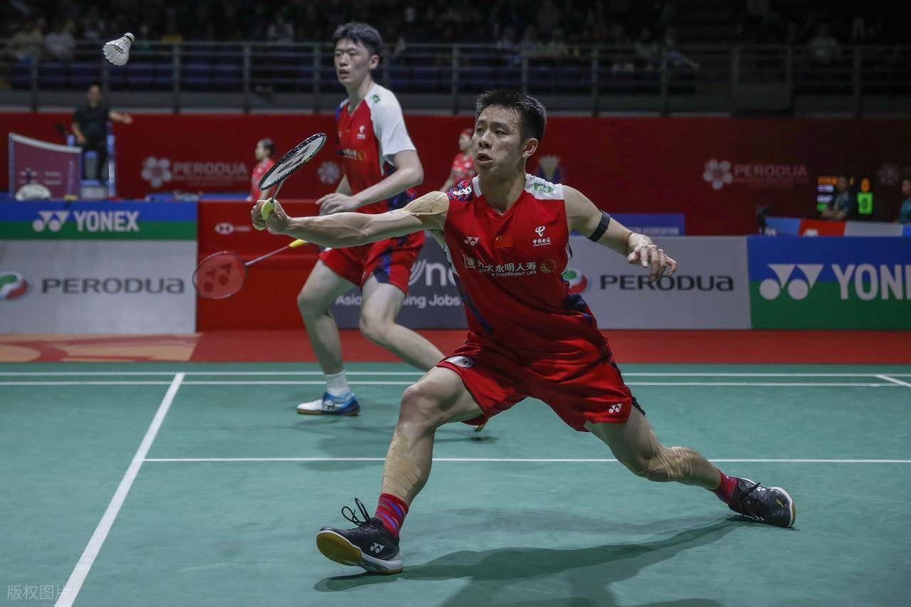 日本羽毛球队险胜中国羽毛球队,林丹三分雨点燃全场 日本羽毛球队险胜中国羽毛球队,林丹三分雨点燃全场
