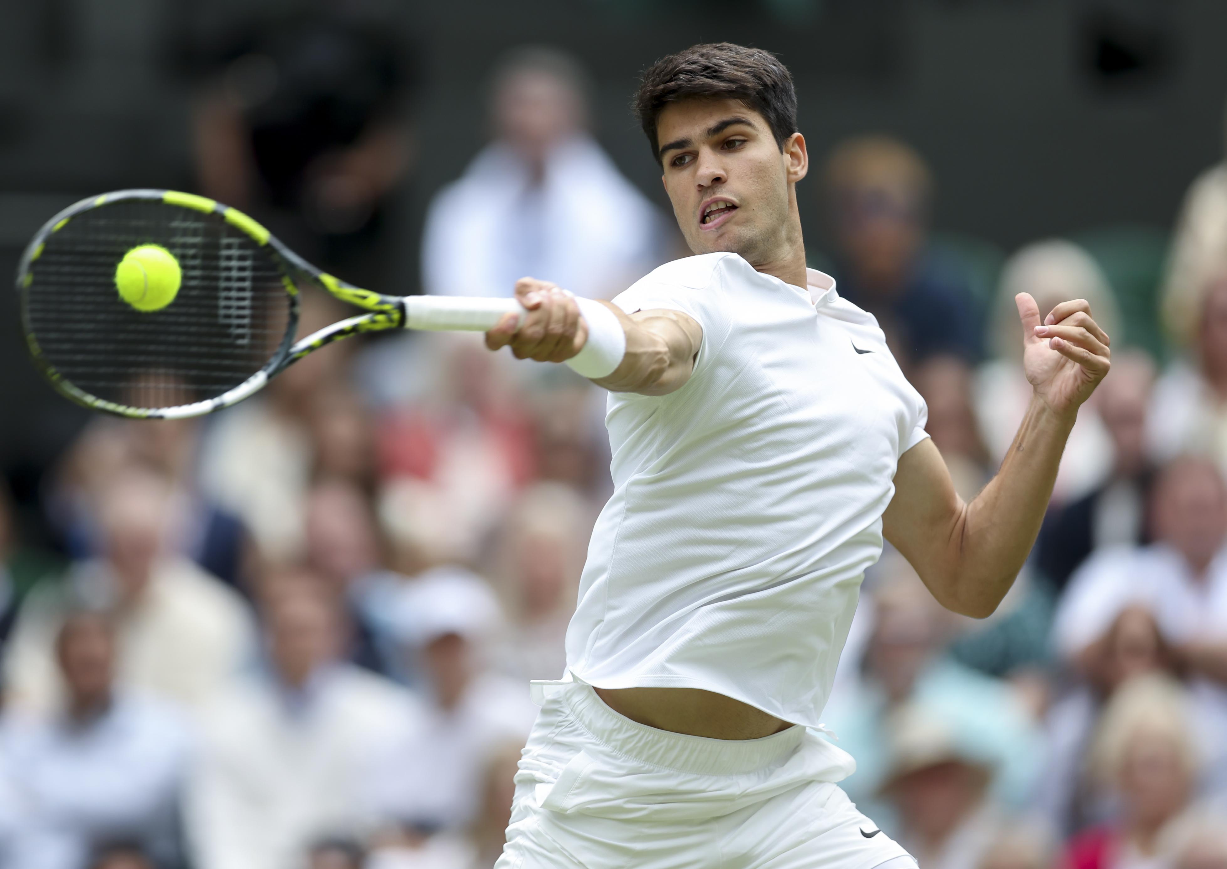 戴维斯杯横扫温网，阿尔卡拉斯点燃赛场的简单介绍