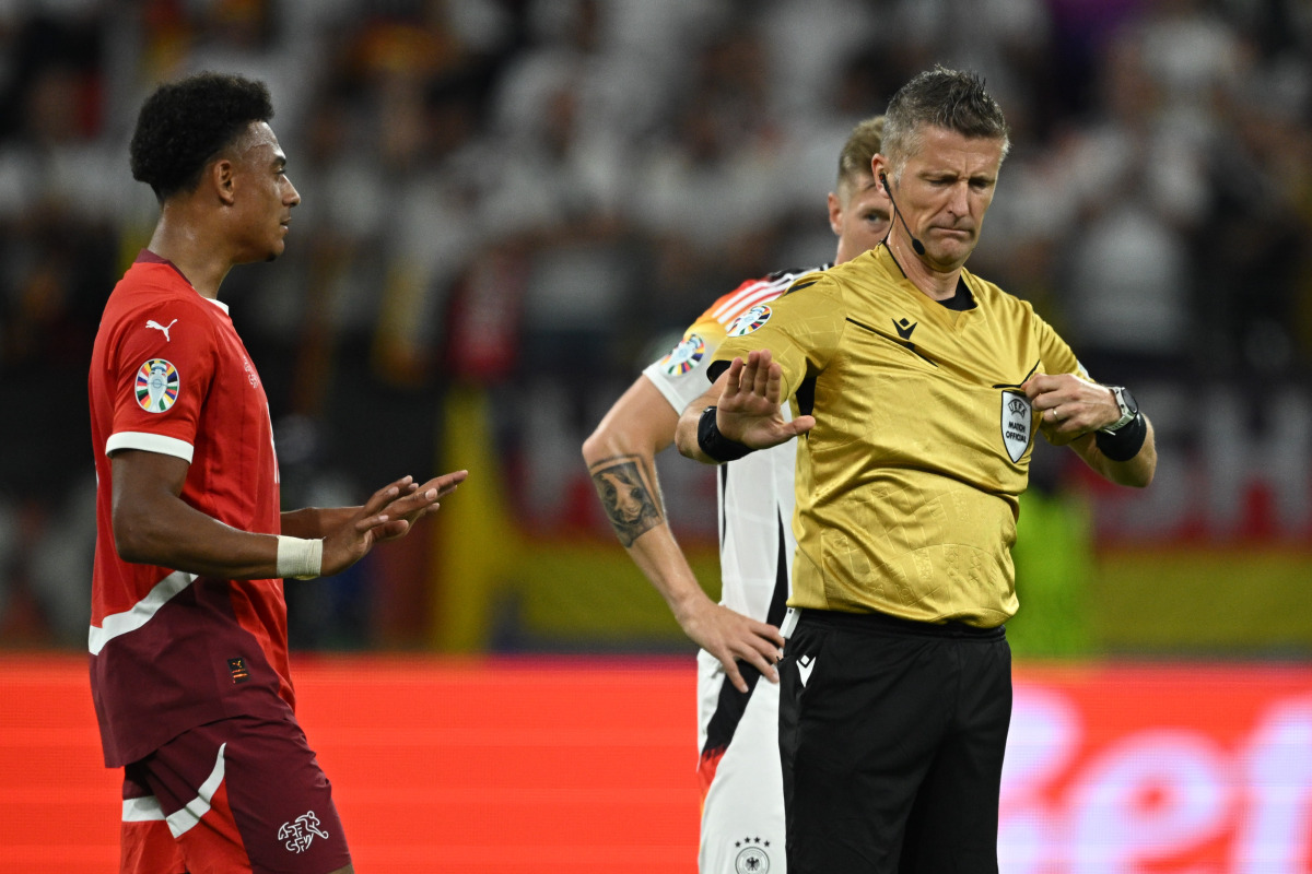 奥地利队力克英格兰队，波尔状态火热