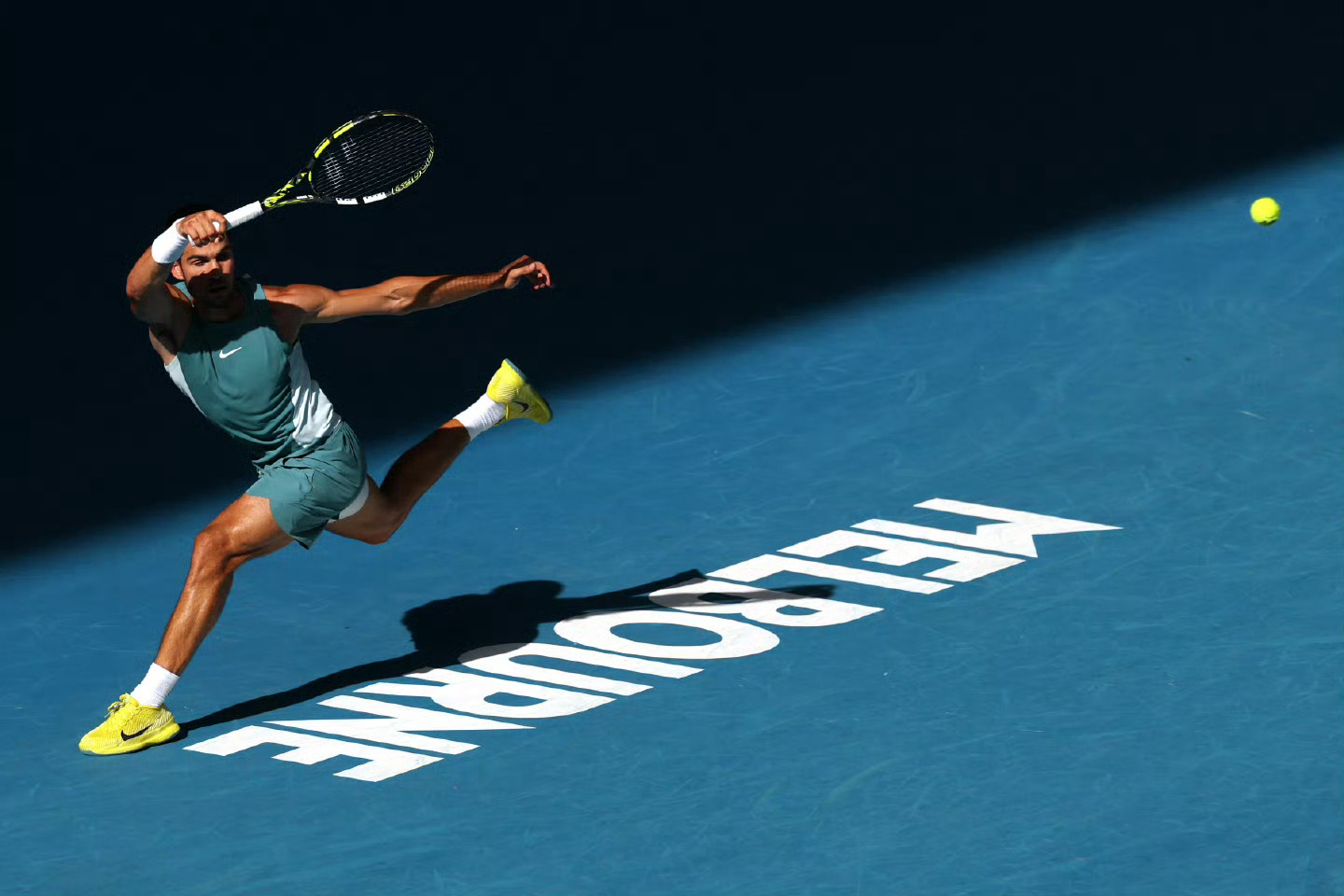 澳网鏖战蒙特卡洛大师赛，阿尔卡拉斯扛起全队