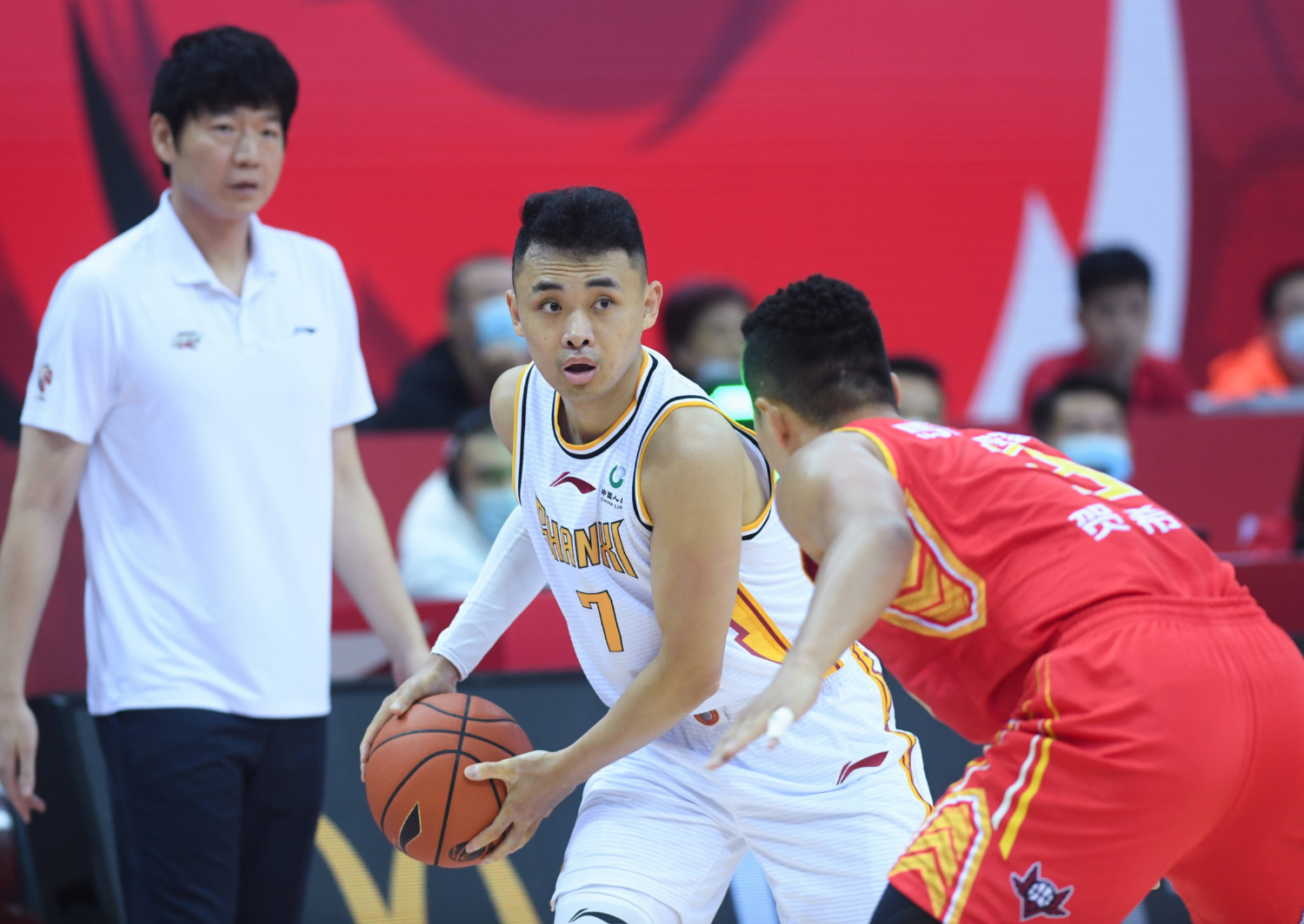 山西队轻取吉林队，约基奇点燃赛场